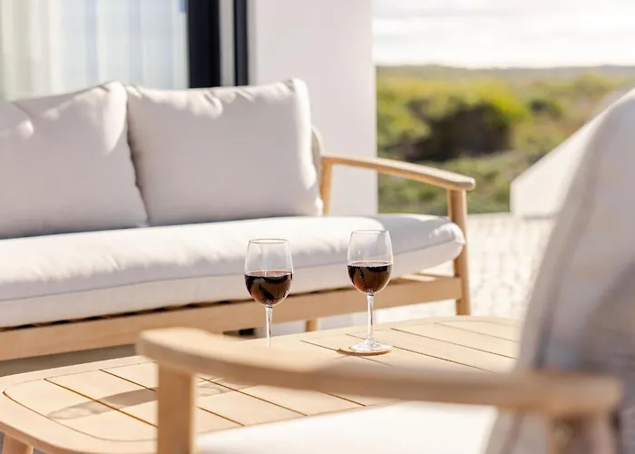 Vale Nature - By Sch - H